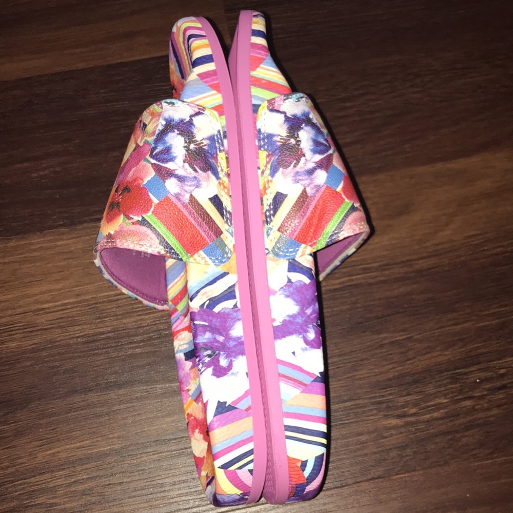 Johnny Was Floral Stripe Pool Slides NWT - Picture 8 of 12